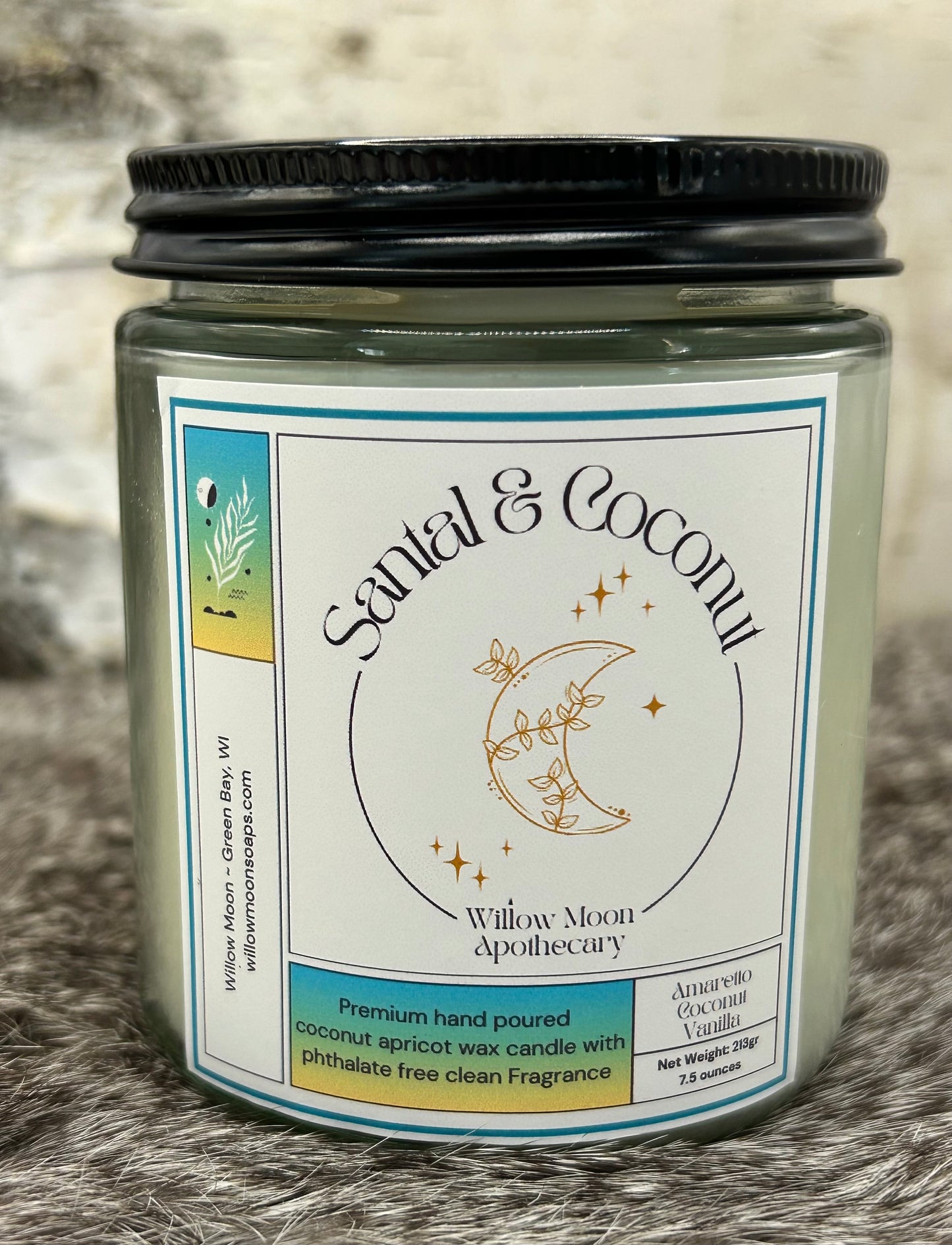 Santal & Coconut Apricot wax candle 7.5 oz