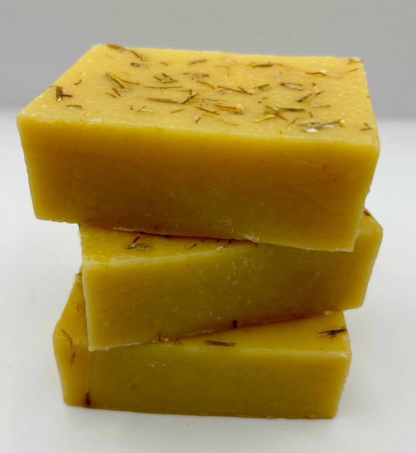 Handcrafted Avocado oil soap Lemongrass and Ginger, natural, moisturizing, refreshing / Willow Moon