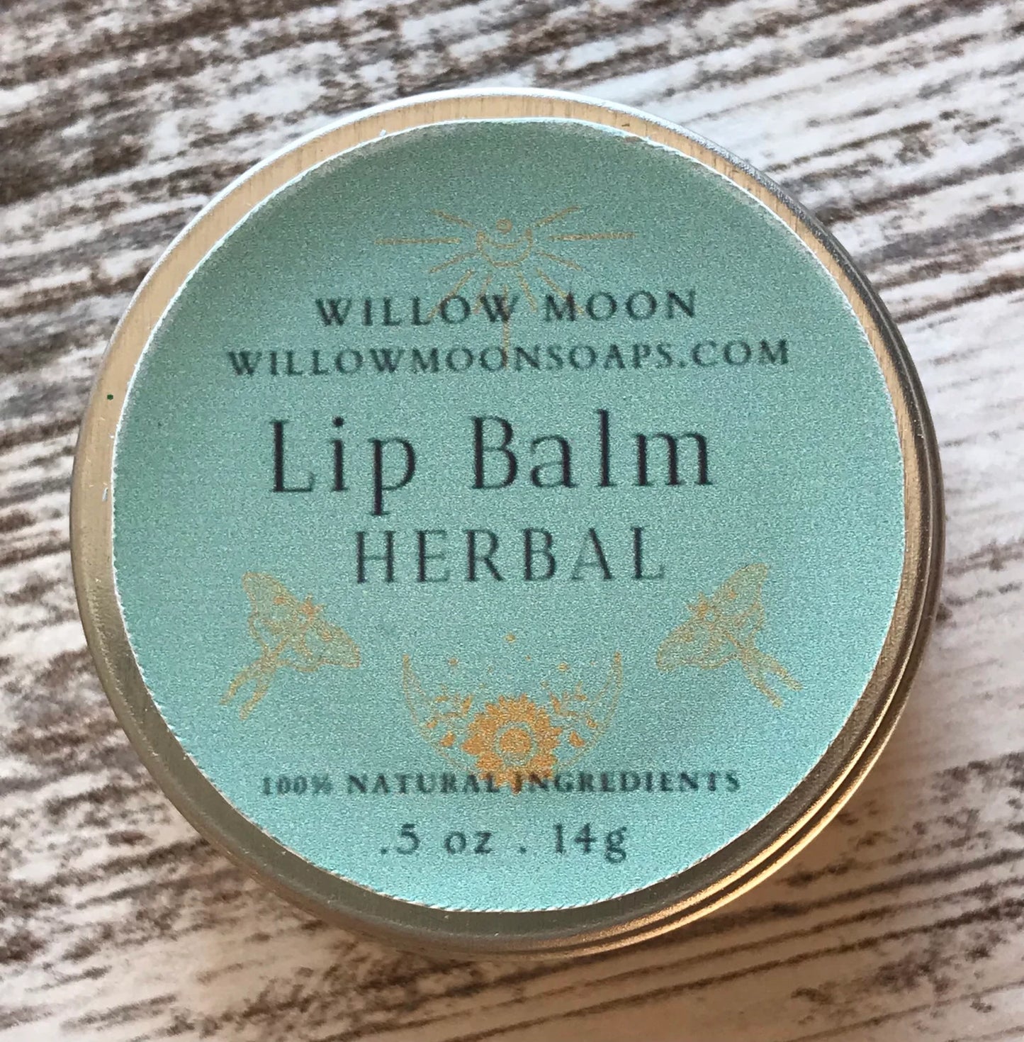 Natural moisturizing beeswax lip balm, vanilla, chai tea, herbal